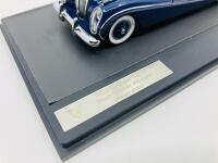 Daimler: A fine 1:43 scale model by Matrix of the 1953 DE36 Hooper 'Blue Clover' Coup&eacute;, Limited Edition (259/408), in original packaging [Location: Sydney] - 7