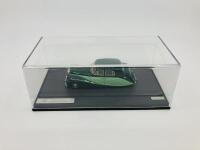 Daimler: A fine 1:43 scale model by Matrix of the DB18 Hooper Empress Saloon, Limited Edition (180/408), in original packaging [Location: Sydney] - 3