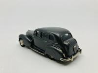 Humber: A 1:43 scale model by Lansdowne Models&nbsp;of the 1949/50 Super Snipe Mark III, in original packaging [Location: Sydney] - 5