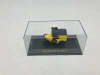 Austin: A 1:43 scale by IXO of the 1928 Seven Van in 'Dunlop' livery, in original packaging [Location: Sydney] - 3