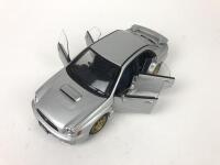 SUBARU: Three 1:18 scale Subaru Impreza's models produced by AutoArt (NB description) - 9