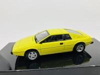 Lotus: A 1:43 scale model by AutoArt&nbsp;of the Esprit S1, in original packaging [Location: Sydney]