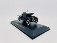 FORD: A 1:43 scale model by IXO Models of the 1925 Ford Model T Runabout, complete with original packaging [Location: Sydney] - 3