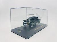 FORD: A 1:43 scale model by IXO Models of the 1925 Ford Model T Runabout, complete with original packaging [Location: Sydney] - 7