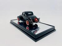 FORD: A 1:43 scale model by Classic Carlectables of the 1933 Ford V8 Coupe, limited edition 0424/2500, complete with original packaging and certificate of authenticity. [Location: Sydney] - 3