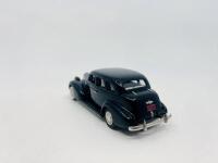 BUICK: A 1:43 scale model by Brooklin Models of the 1939 Buick Century Sedan in black, complete with original packaging [Location: Sydney] - 3