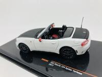 FIAT: A 1:43 scale model by IXO&nbsp;of the 2017 Abarth 124 Spider Turismo in White, in original packaging [Location: Sydney] - 5