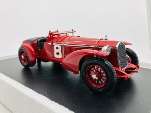 64 · ALFA ROMEO: A 1:18 scale model by Spark of the 8C 2300 in 1932 Le Mans winning livery, in original packaging [Location: Sydney]