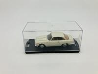 ALFA ROMEO: A 1:43 scale model by Bang&nbsp;of the 2000 Sprint Coup&eacute; in Bianco Antico, in original packaging [Location: Sydney] - 4