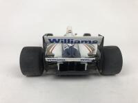 RENAULT: Three 1:18 scale Renault Formula 1 racing cars (NB description) - 17