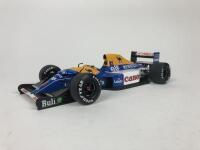 RENAULT: Three 1:18 scale Renault Formula 1 racing cars (NB description) - 20