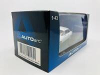 ALFA ROMEO: A 1:43 scale model by AutoArt of the 1970 1750 GTV&nbsp;in White, in original packaging [Location: Sydney] - 3