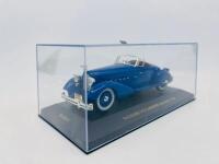 PACKARD: A 1:43 scale model by IXO Models of the 1934 Packard V12 LeBaron Speedster, complete with original packaging [Location: Sydney] - 6
