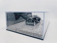 DUESENBERG: A 1:43 scale model by Minichamps of the 1936&nbsp;Duesenberg SJN Convertible Coupe, limited edition 059/250, complete with original packaging [Location: Sydney] - 6