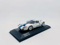 FORD: A 1:43 scale model by Minichamps of the 2004 Ford GT in Diamond White,&nbsp;limited edition 1 of 5,040&nbsp;pieces, complete with original packaging [Location: Sydney] - 2