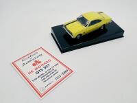 HOLDEN: A 1:43 scale model by Autoart of the Holden HK Monaro 327 in Warwick Yellow, limited edition 2213/5000 complete with original packaging - 6