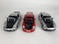 PORSCHE: Three 1:18 scale Porsche 911 model cars produced by AutoArt (NB description) - 2