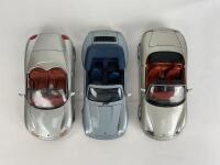 PORSCHE: Three 1:18 scale Porsche model cars (NB description) - 2