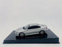 HOLDEN: A 1:43 scale model by Autoart of the Holden Monaro CV8 in Quick Silver, limited edition 0920/3000 complete with certificate of authenticity and original packaging - 3