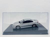 HOLDEN: A 1:43 scale model by Autoart of the Holden Monaro CV8 in Quick Silver, limited edition 0920/3000 complete with certificate of authenticity and original packaging - 7