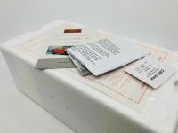 FERRARI: A fine 1:18 scale model by CMC of the 1961 250 GT SWB Berlinetta, in original packaging [Location: Sydney] - 3