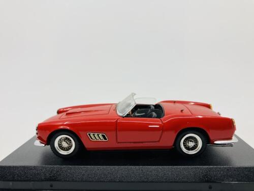 FERRARI: A 1:43 scale model by Art Model of the 250 GT LWB California Spider (open headlamps), in original packaging [Location: Sydney]