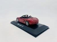 PORSCHE: A 1:43 scale model by Spark of the Porsche Boxster S (981), complete with original packaging [Location: Sydney]&nbsp; - 3