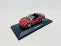 PORSCHE: A 1:43 scale model by Spark of the Porsche Boxster S (981), complete with original packaging [Location: Sydney]&nbsp; - 4