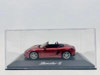 PORSCHE: A 1:43 scale model by Spark of the Porsche Boxster S (981), complete with original packaging [Location: Sydney]&nbsp; - 5