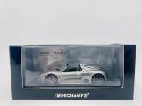 PORSCHE: A 1:43 scale model by Minichamps of the 2011 Porsche 918 Spyder Concept, limited edition 1 of 2,304&nbsp;pieces, complete with original packaging [Location: Sydney] - 7