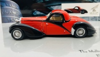 BUGATTI: A 1:43 scale model by Minichamps 'Mullin Museum'&nbsp;of the 1939 Type 57C Atalante, in original packaging [Location: Sydney]