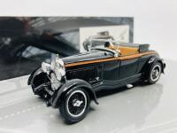 LORRAINE-DIETRICH: A 1:43 scale model by Minichamps 'Mullin Museum' of the 1928 B3-6&nbsp;Sport Roadster, in original packaging [Location: Sydney] - 4