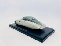 MAYBACH: A 1:43 scale model by Neo Scale Models of the Maybach SW38 Stromlinienwagen&nbsp;complete with original packaging [Location: Sydney] - 3