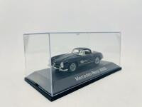 MERCEDES-BENZ: A 1:43 scale model by Schuco of the Mercedes-Benz 300SL (Hardtop), complete with original packaging [Location: Sydney] - 5