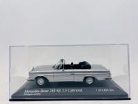 MERCEDES-BENZ: A 1:43 scale model by Minichamps&nbsp;of the Mercedes-Benz 280 SE 3.5 Cabriolet, limited edition 1 of 1,824 pieces, complete with original packaging [Location: Sydney] - 5