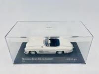 MERCEDES-BENZ: A 1:43 scale model by Minichamps of the Mercedes-Benz 300 SL Roadster, limited edition 1 of 2,016&nbsp;pieces, complete with original packaging [Location: Sydney]&nbsp;&nbsp; - 6