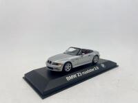 BMW: A 1:43 scale model by BMW of the BMW Z3 2.8 Roadster, complete with original packaging. [Location: Sydney]&nbsp;&nbsp; &nbsp; - 2