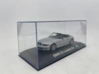 BMW: A 1:43 scale model by BMW of the BMW Z3 2.8 Roadster, complete with original packaging. [Location: Sydney]&nbsp;&nbsp; &nbsp; - 5