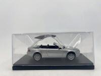 BMW: A 1:43 scale model by Kyosho of the BMW 6 Series Cabriolet, complete with original packaging. [Location: Sydney] - 5