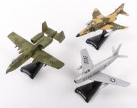 USAF POST 1950: Three small scale USAF post 1950 aircraft Del Prado models on stands, includes a 1:145 scale F-4 Phantom II, a 1:140 scale A-10 Thunderbolt Warthog and a 1:110 scale F-86F Sabre