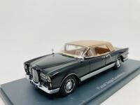 FACEL-VEGA: A 1:43 scale model by Neo of the Excellence, in original packaging [Location: Sydney] - 4