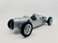 AUTO-UNION: A 1:18 scale model by CMC of the 1936/37&nbsp;Auto-Union Typ C, complete with original packaging. [Location: Sydney] - 4