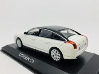 CITRO&Euml;N: A 1:43 scale model by Norev of the C6, in original packaging [Location: Sydney] - 6