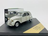 CITRO&Euml;N: A 1:43 scale model by Vitesse of the 1948 2CV, in original packaging [Location: Sydney] - 3