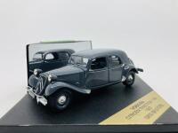 CITRO&Euml;N: A 1:43 scale model by Vitesse of the 1957&nbsp;Traction 11B, in original packaging [Location: Sydney] - 3