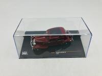 CITRO&Euml;N: A 1:43 scale model by IXO&nbsp;of the 1934 Traction 7A, in original packaging [Location: Sydney] - 3