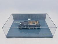 MAYBACH&nbsp;A 1:43 scale model by Minichamps&nbsp;of the Maybach Zeppelin, complete with original packaging [Location: Sydney] - 6