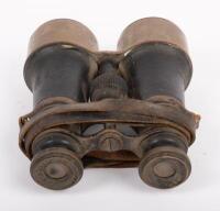 WW1 BINOCULARS: A rare Mk.V Spy Military&nbsp;WW1 Binoculars with British Broad Arrow Mark 82183 - 3