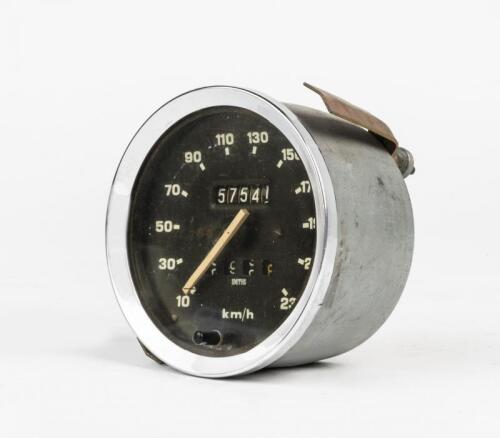 SMITHS SPEEDOMETER: A Smiths Speedometer possibly for Triumph Stag