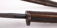BAYONET: A pattern 1907 bayonet to fit the British Lee Enfield 303 rifle with scabbard, 58cm long - 3